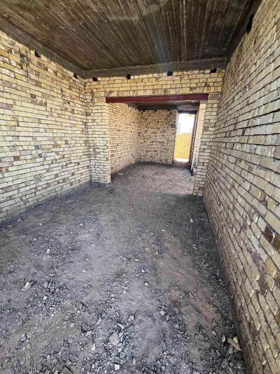 اللهم صل على محمد وآل محمد 

#للبيع هيكل في حي الثقافي- زراعي ام الخيل

🛑 مساحة 130 متر واجهة 8 متر

🛑 طابق واحد اساس وسقف كونكريت

🛑يحتوي على /

غرفة نوم + صالة +مطبخ + استقبال + صحيات + منور

للاستفسار 

مهندس امير الصافي 
***********
