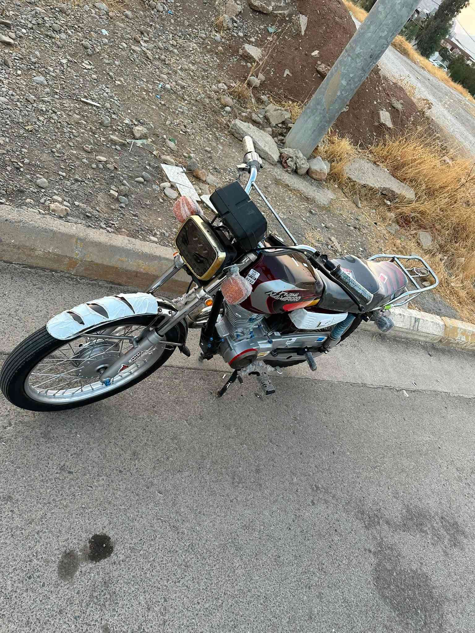 بەناوی خوا ئەم گولە جوانە بۆ فرۆشتن مەکینە روبار مۆدێل ٢٠٢٠ مالەکە پاکو خاوێنە زۆر توندو تۆلە شانسی تەقیوی لەحیمی نییە بەشەرت گزۆز MKZ لەسەرە سحریشی ٣٥٠ هەزارو محامەلە شوێن رانیە ***********
