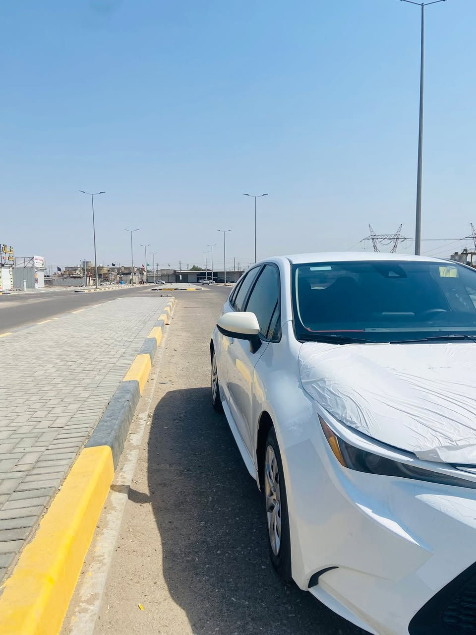 سلام عليكم كورله البيع مديل 2022المكان بصره الستفسار على هاذ رقم ‭***********‬
