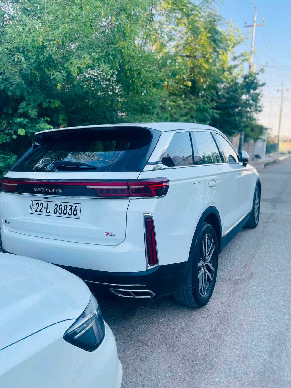 Bestunen t 99  2023 
مۆدیل ٢٠٢٣ 
فول فول مواسفات 
کشن کارەبای پانۆراما کوشن جلد ئۆتۆ پارک  سندوق شەفت  زۆر مواسفاتی تر 
گیر مکینه  کارەبایت بەشەرت 
دعامی لۆ دعامی بەشەرت بئ سبوخ بئ تعدیل 
٤٢ هزار کلم رۆشتیه 
رقم سنوئ نوئ 
٣٠ وەرەقە خرامه لەسەرە  دوای معمله دگرینمەوە
سعر ١٦٥$
شوین هەولیر
*********** أربيل, العراق
