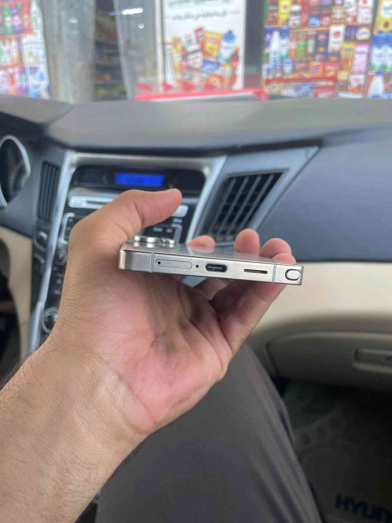 s25ultra
256GB
لو مميز 
جهاز وتر بروف 
فقط هذا الفطر واضح بالعدسه ابد ممثر بالتصوير

وقم الهاتف ***********سيد عبدالله الموسوي
