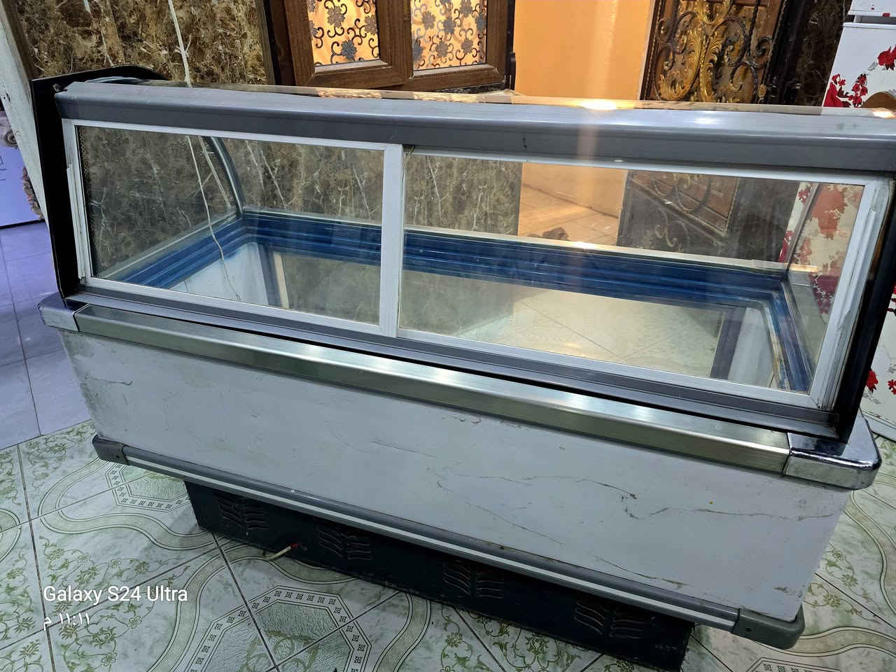 براد اعرض البيع
تجميد وتبريد يصلح لهواي شغلات مقبلات 
عرض الحوم
عرض دجاج
ايس اكريم
طرشي
السعر 300 الف او بي مجال شي بصيط
العنوان اطوريج
رقم الهاتف 
***********
