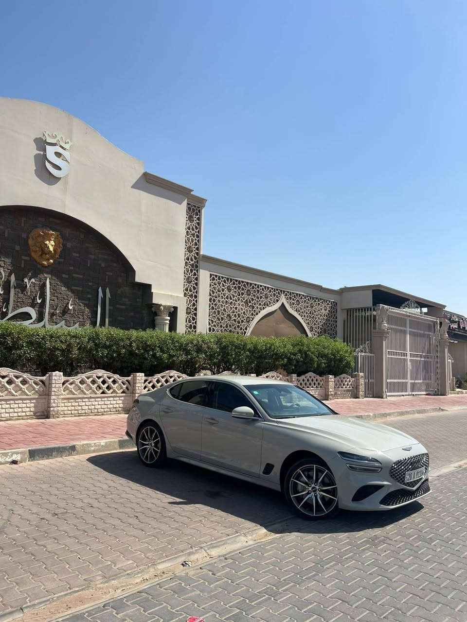 السلام عليكم
جنسس g70
مديل 2025
ماشية 20
رقمها نجف شهداء وكاله عامه بعدلها سنه وتفك
حادثها اربع قطع صور الحادث بالمنشور
بيع فقط 
السعر 180 بيها ورقتين مال جيتك واتشرف بيك
مكاني نجف
***********
