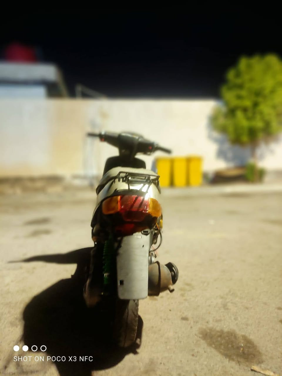 السلام عليكم دراجه منغولي الدراجه نضيفه بس كامت عندي وانه مستعجل عله بيعتهه كهرباياتهه كلهه شغاله هورن سلف كلهن شغالات والترايش موجودات السعر 200وبيهه مكان بصره قبله ***********
