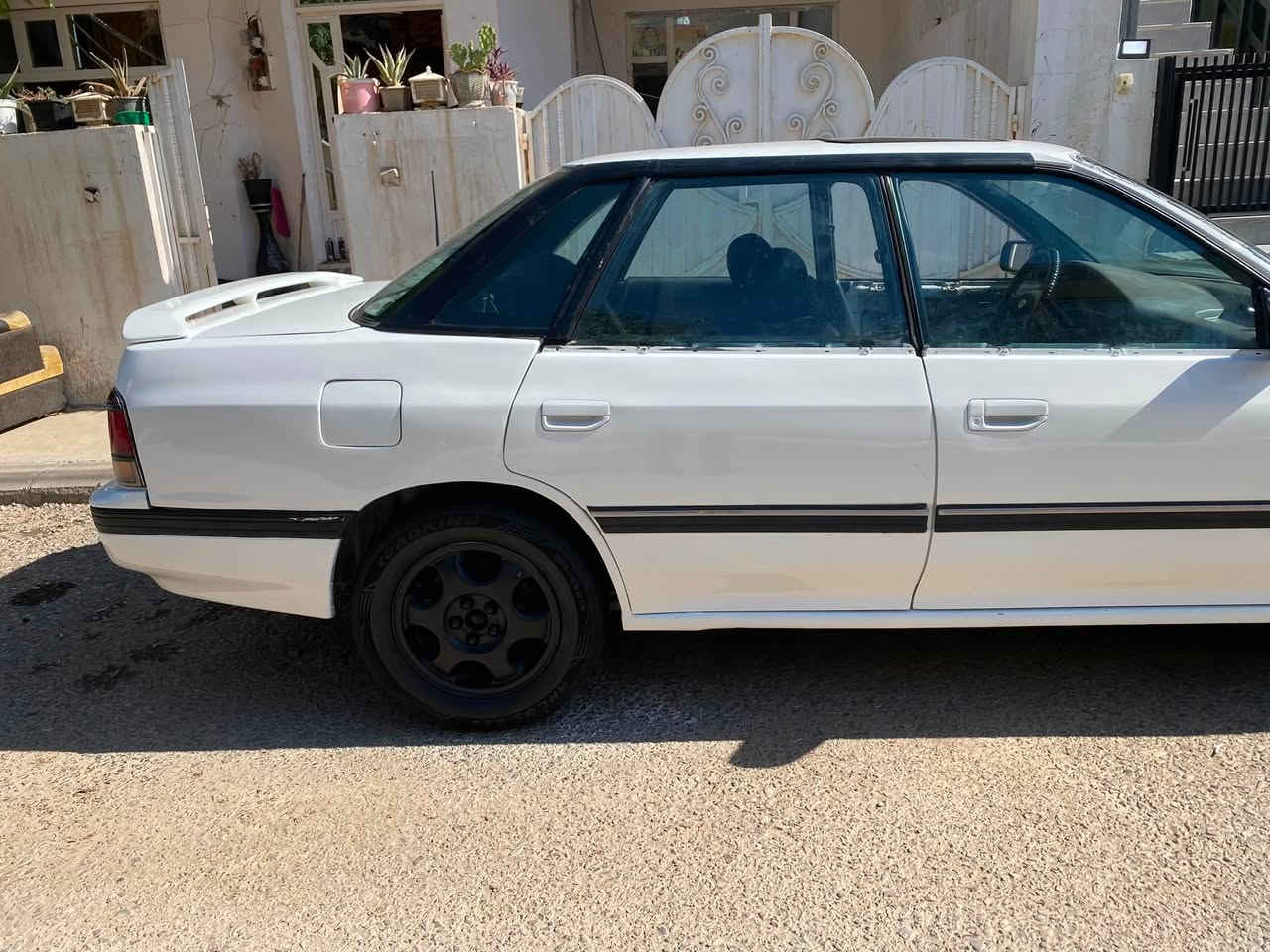 سوبارو موديل 1991 سياره معمر جديد كل غراضها مشدود اصلي كير اوتوماتيك محرك ضفيره جديد صدر امامي خلفي جديد تايرات جديد تبريد تتفئه شغال جامات شغال كهرباء فتحت سقف جديد شغال لايت زينون اصلي مصبوغه عام جديد شرط التحويل رقم كركوك 
مكان سليمانيه +كركوك
***********
