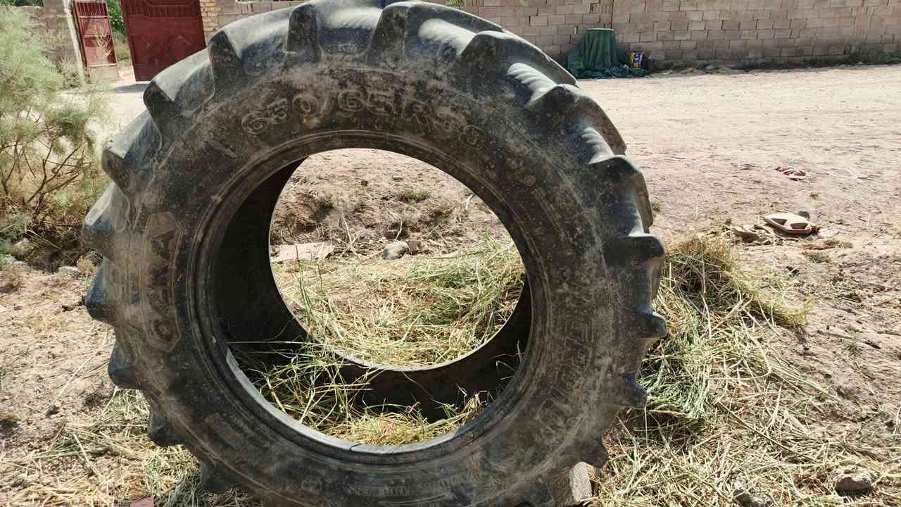 تاير للبيع اخو الجديد *********** رقمي

