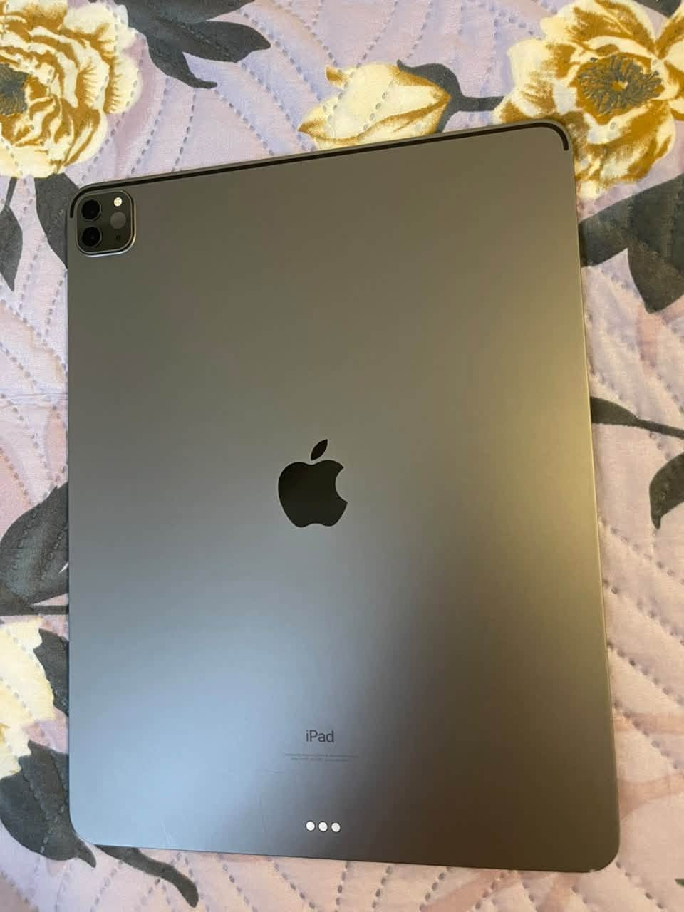 للبيع iPad Pro 12.9 M1 الجيل الخامس 🔥

📱 iPad Pro 12.9-inch
⚡ معالج Apple M1 قوي جدًا
💾 128GB
📶 Wi-Fi
🖥️ شاشة Liquid Retina XDR Mini-LED
🔄 120Hz ProMotion
🔐 Face ID
📸 كاميرات Pro
🔊 4 سماعات
✏️ يدعم Apple Pencil
🔌 USB-C / Thunderbolt
📅 موديل 2021
📲 النظام iPadOS 26.6.1

الجهاز سريع جدًا وممتاز للألعاب، التصميم، الدراسة، المونتاج والاستخدام اليومي.

الحالة: [نظيف جدا ]
البطارية: [88]
الملحقات: كفر + شاحنه
السعر: [800]
📍 الموقع: بغداد الكرادة
رقم التواصل : ***********
