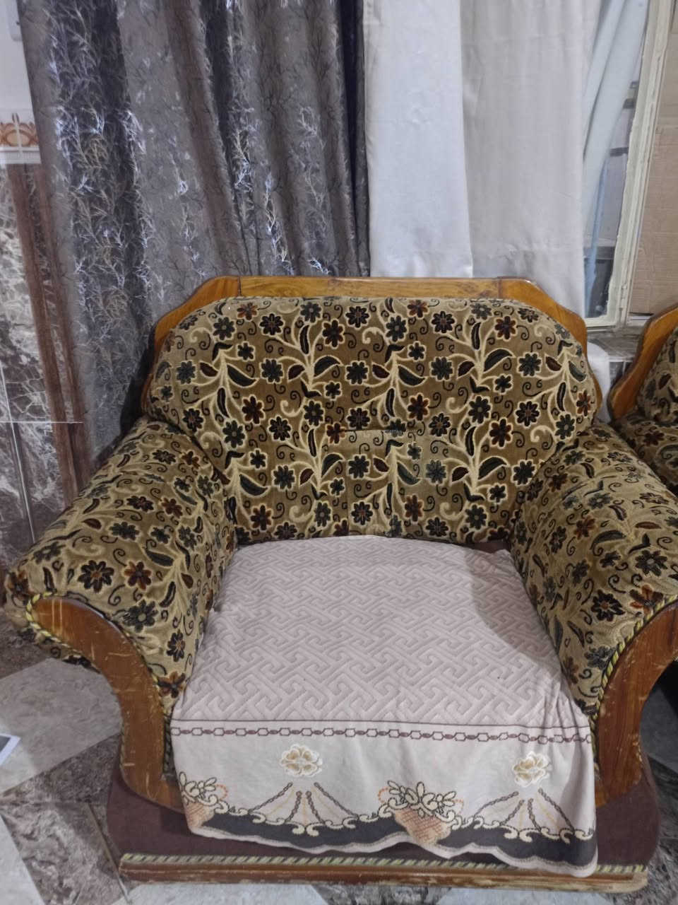 السلام عليكم
تخمومة ثنين حطاطة لجوزي شغل هيت والنيلي شغل كركوك
و بسعر مناسب 
للاستفسار لتصال على الرقم ***********
