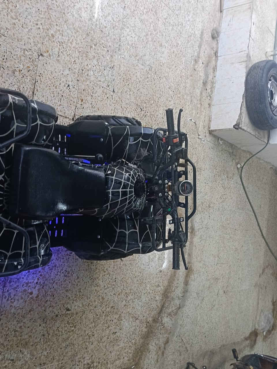 ماطور جبلي ياماها للبيع 
فول تعديل 
برمجه توربو 
تاير جديد 
محرك جديد
كير اتو 
250cc
السعر 900 بي مجال 
اتصل ودلل خاص ما اجاوب 
***********
***********
