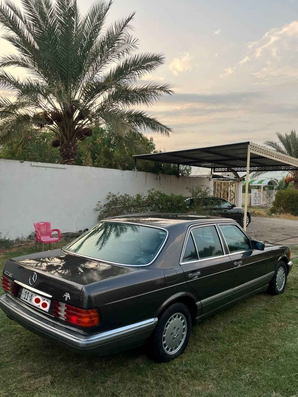 السلام عليكم ورحمه الله وبركاته 
جامبو رئاسي حجم 300SE
باب قصيره لون اسود موديل 1986
3-دبل مروحه دبل هورن اريل كهرباء
سلايت طكتين كير قفل
كشنات فول كهرباء جلد اسود
دبل فيت بم 
ستيرن كهرباء 
كروز سرعه
جام بوب 4 كهرباء
سبير شرگه

تيبلام خلفي للقرائه

محرك كير اكسل مكفولات

وعدة السباين وياه
كشنات الاماميه تدفئ
رقم بغداد (11) دولي سنويه جديده+هزه جديده
طفايه بلاد  دبل ايرباك
تبريد قطعتين دكمه قفل مركزي 
ارضيات مخمل بلاد سويجات شرگه(2)
جكمجه فرس هوك خلفي منفصل  
اريل سفاره 
ملاحظة/حجر البيئة موجود 
بدون اي تبديل وبدون اي حادث فقط رش جمالية بسبب جراد بسيط 
السعر 75 بيها مجال بسيط 
مكان تواجدها بابل مشروع المسيب 
***********
