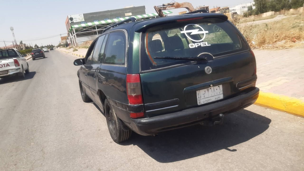 اوبل بزون موديل 93 حجم 20 سياره جاهزه رقم نينوى الماني سنويه عضم ٢٩ اني شرعي صبغ جماليه دوخل بلادي محرك كير نضيف جواه كلو جديد شرط تحويل كاربون بانزين كتروني عنوان موصل تلكيف سعر قفل قفل قفل 15 ورقه ***********
