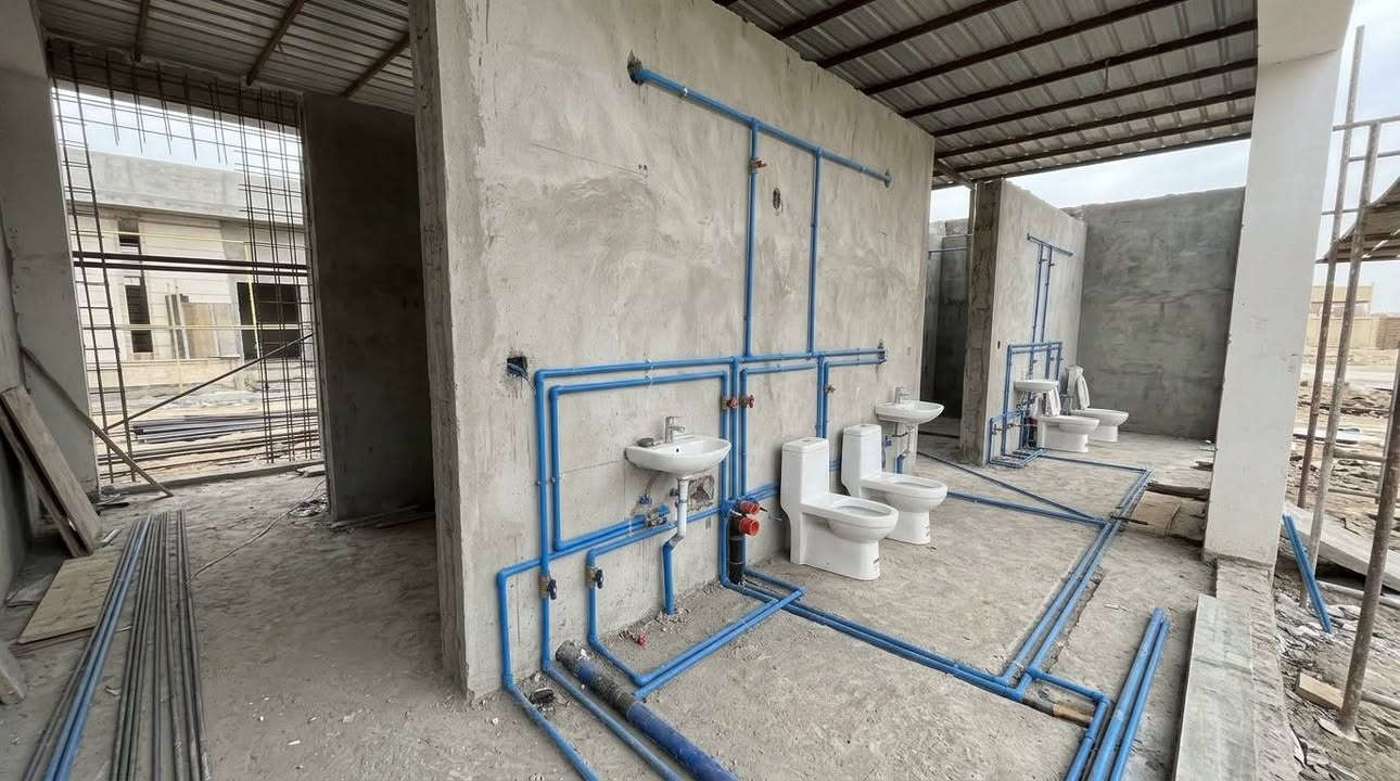 أعمال الحدادة المتنقلة​🏗️ أعمال الساندوتش بانل (الدويج):
بناء وتشييد الغرف، السقائف، والملحقات.
​تقفيل الأسطح والتوسعات الفوقية.
​🚪 الأبواب والشبابيك (بيبان وشباك):
​تصنيع، تركيب، وتعديل الأبواب والشبابيك.
​صيانة المفصلات، الأقفال، وسحب الأبواب.
​⚙️ الهياكل واللحام العام:
​لحام الزوايا والهياكل الحديدية و السواتر
ـــــــــــــــــــــــــــــــــــــــــــــــــــــــــــــــــــــــــــــــــــــــ
​💧 ثانياً: تأسيس وصيانة شبكات المياه (تأسيس ماء
​🚰 التأسيسات الكاملة: تأسيس شبكات المي للمنازل، الغرف الجديدة، والمحلات.
​🔧 الصيانة والإصلاح: معالجة التأسيسات القديمة، تبديل البايبات، وإصلاح التسريبات.
​🛠️ التركيبات: تركيب التانكيات، المضخات (المطارات)، والخلاطات بكفاءة عالية. 

للاستفسار قم بالاتصال ***********
