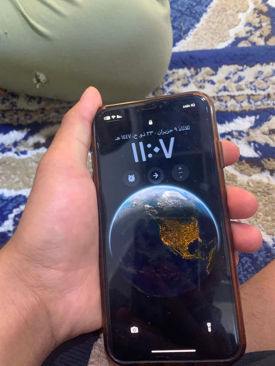 ايفون اكس ماكس للبيع 
الجهاز كلشي مابي 
البطاريه٨٠
السعر ٢١٠وبي مجال كلش قليل 
التواصل ***********
