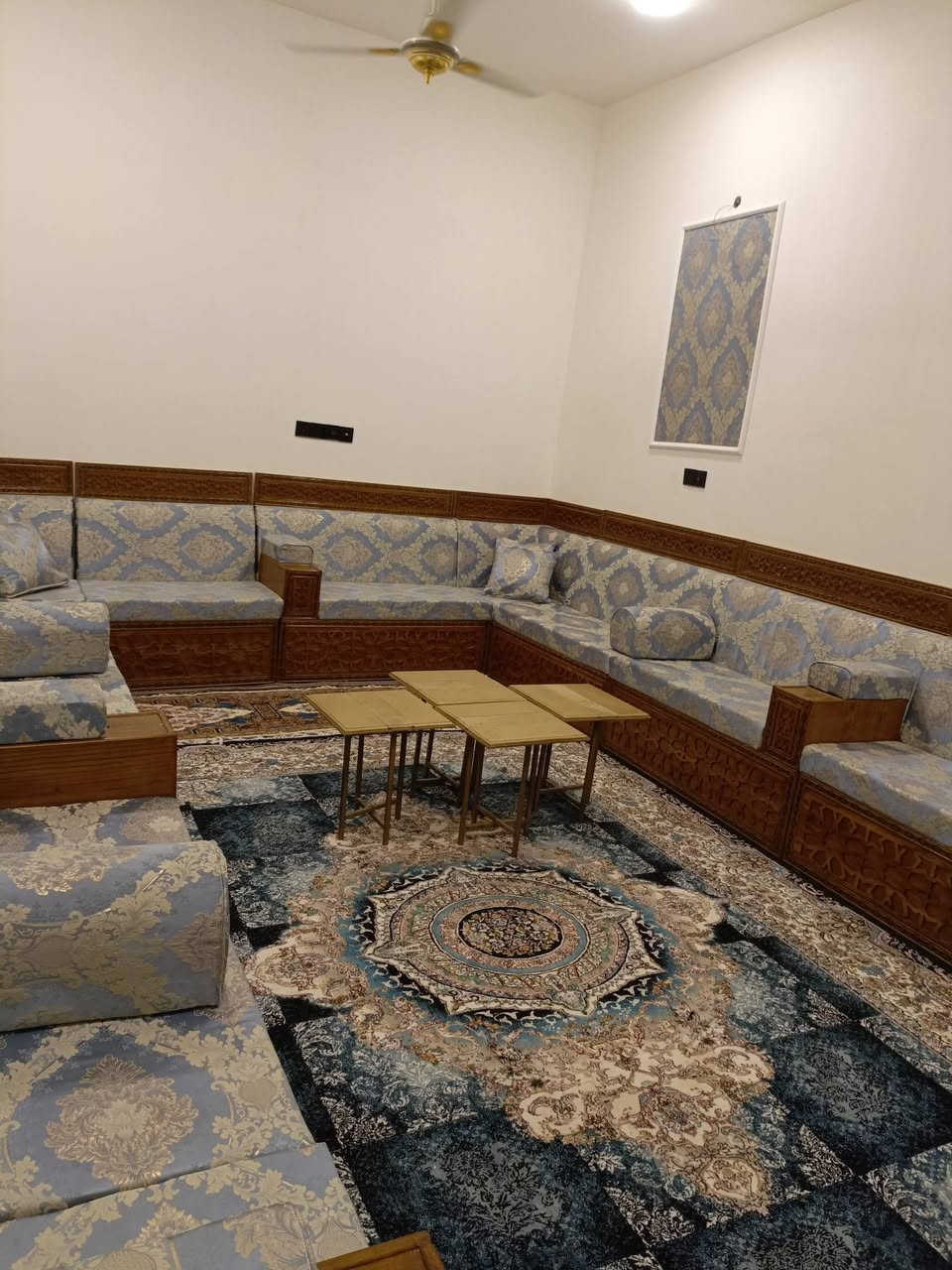 ديوان البيع الارضي منفصل
16متر العنوان البصره سفوان
***********📞
