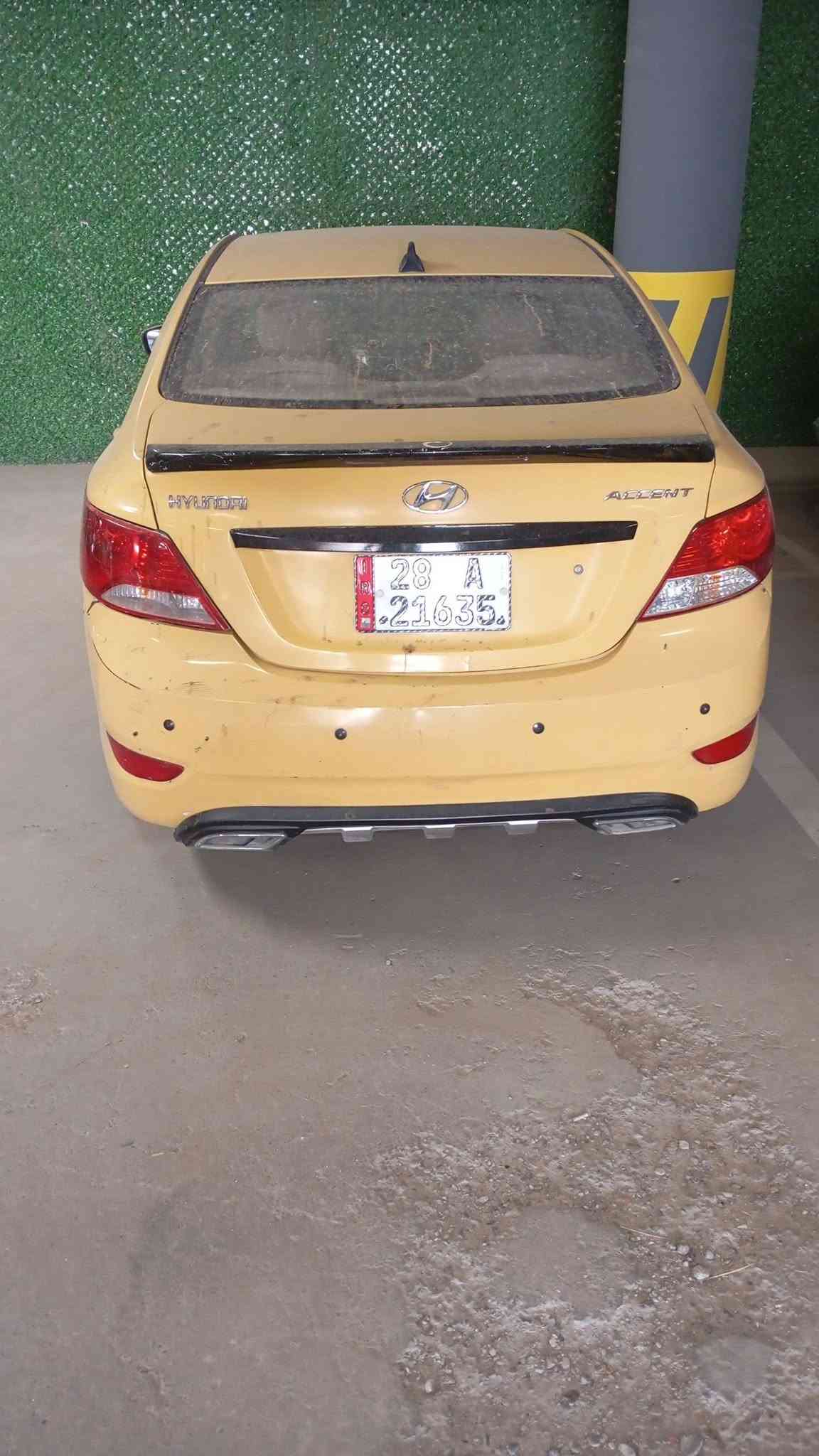 اكسنت ٢٠١٣ • ١٦٠٠ • اصفر