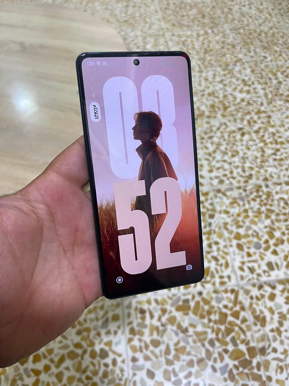 السلام عليكم
ريدمي 12 برو g5 
256
 رام8
شاشه 120 هرتز 
نضافه فول بس هاي القجمه بل ضهر 
سعره200 ألف بي مجال 
***********
شراي اتصل مكاني حي فلسطين 
بيع فقط
