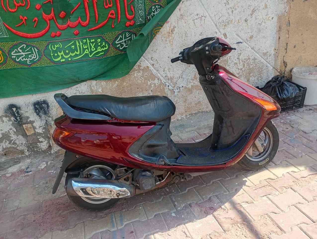 سلام عليكم البيع فراشه مبدله بيها بوشه وبستم والباقي خير من الله تايرات والكهربايات كلها بلاد وكامله من كلشي مكاني المجر الكبير  السعر 400 وبيها مجال الطيبين وهاذا تلفوني ***********
