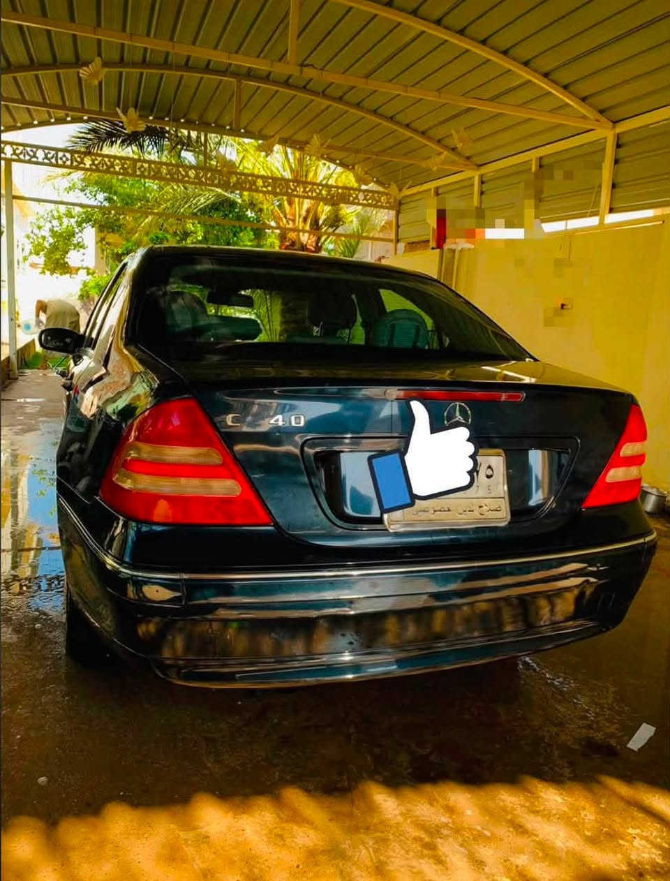 للبيع مارسدس c240
السلام عليكم للبيع
موديل 2001 
فئه ELEGANCE 
محرك v6 
بيهه قطعتين صبغ فقط 
السياره ما عايزهه كلشي 
السعر 65 وبيهه مجال

هـ***********
