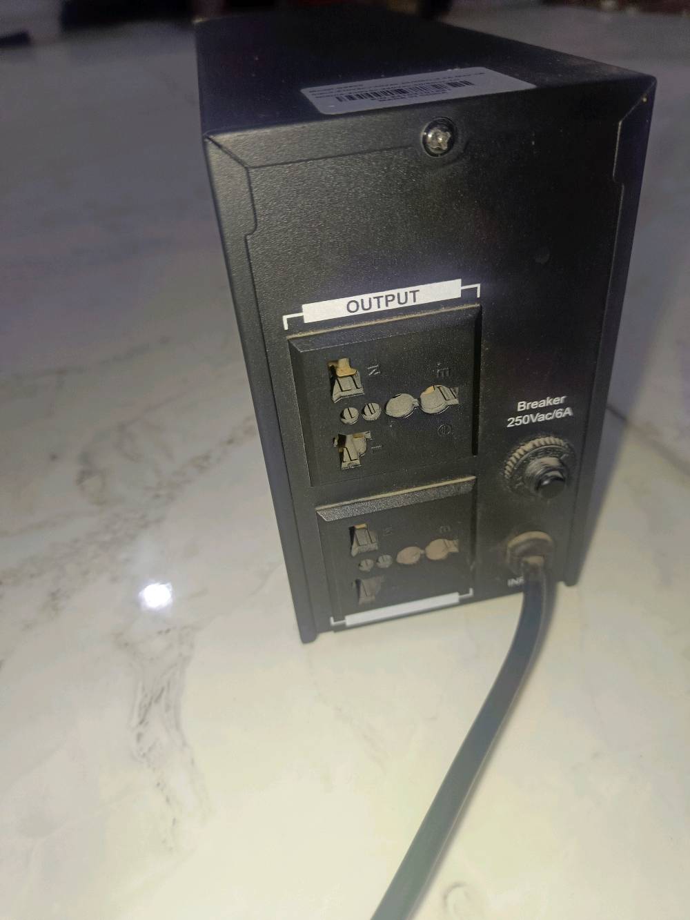 UPS DATCO GS850 يو بي اس للبيع 
 850VA حجم
كارتونه موجوده
يحتاج استبدال بطاريه