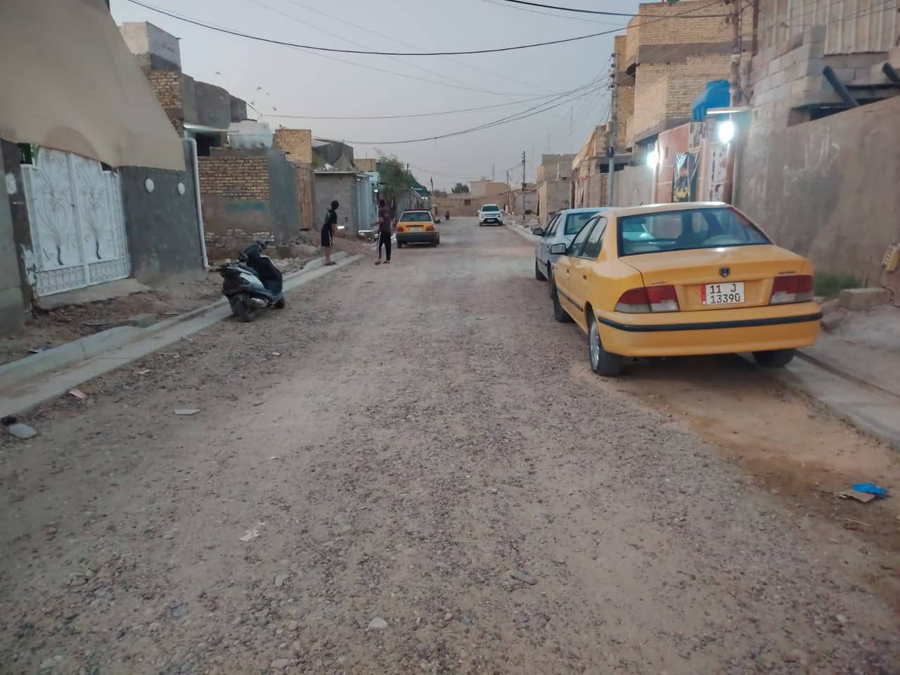 السلام عليكم گاع للبيع مساحتها 100متر مكان شارع حسن الفريجي قرب المستوصف  ***********
