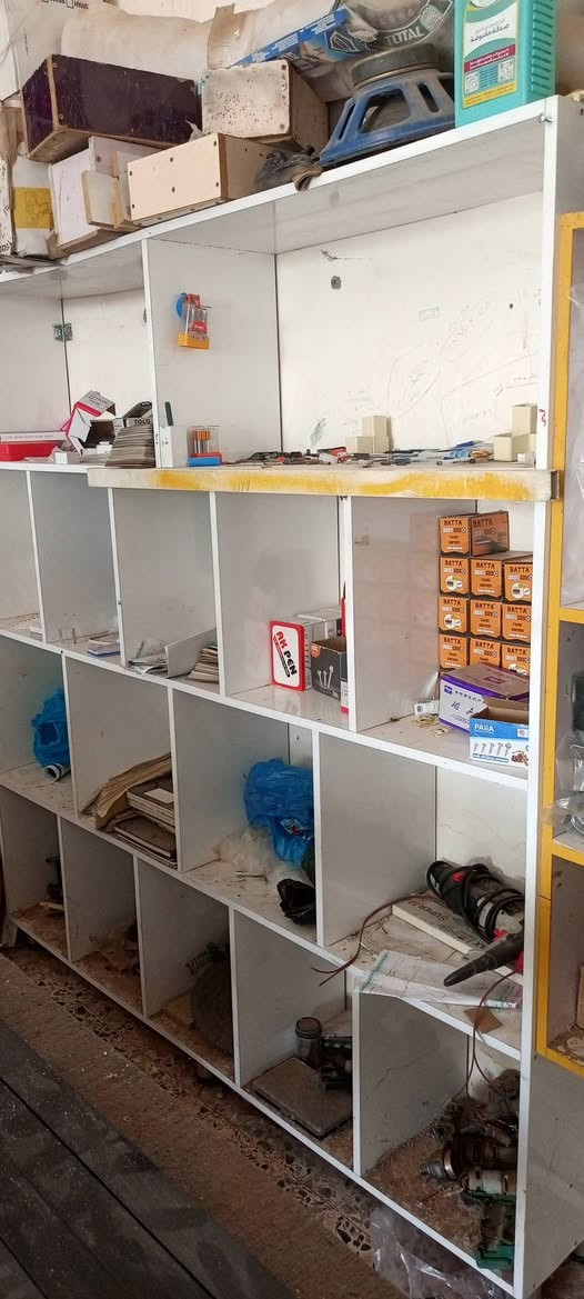 🔥 فرصة مميزة لأصحاب المهن والمعامل – معمل متكامل للبيع 🔥
🏭 للبيع معمل متكامل ومتخصص بأعمال الألمنيوم و MDF
البيع شامل وكامل المعمل مع جميع المكائن والمعدات والعدة الموجودة.

💥 محتويات المعمل:

🔹 كتر ألمنيوم يلمز
🔹 طبر ألمنيوم
🔹 معاوجة أركان 2.5 متر
🔹 ميوزة تزكام عدد 3
🔹 مجموعة درينات وبطاريات شحن – عدة متكاملة
🔹 منظومة كاميرات مراقبة عدد 8
🔹 بلازمة حجم كبير
🔹 براد ماء حجم كبير
🔹 منشار كهربائي 2.25 متر – نوع تركي
♦️تاروسه هواء حجم كبير 
🔹 مزراك خشب MDF
🔹 لاصقة شريط بوس تركية – 4 مراحل
🔹 مكينة ثقب نرمادة لأبواب HDF
🔹 حملات بواري ألمنيوم
🔹 ميز كتر ألمنيوم مع الداكور
🔹 رفوف عدد 2 لمواد الألمنيوم

⭐ المعمل جاهز للعمل ومناسب لمن يرغب بالبدء أو التوسع في مجال الألمنيوم وMDF.

📞 للاستفسار والتفاصيل:
***********

📩 الجادين فقط التواصل على الرقم أعلاه.

🔥 بيع شامل وكامل للمعمل – فرصة لمن يبحث عن معمل مجهز بالمكائن والعدة.
