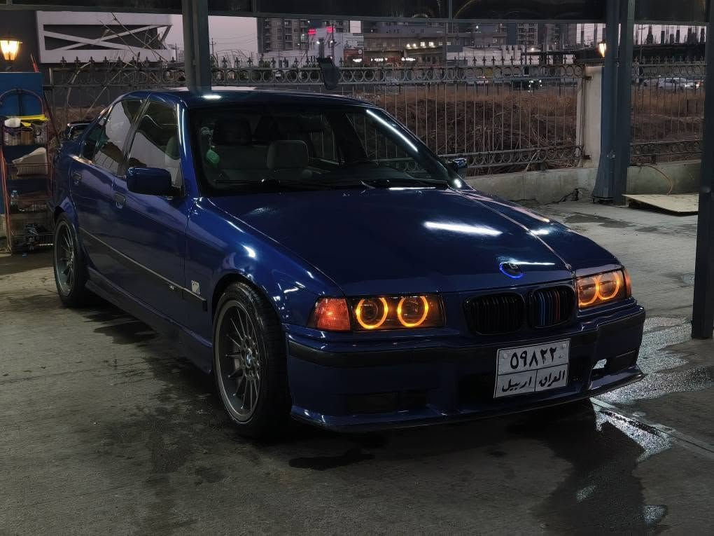سلاو  ئەو سەیارە بۆ فرۆشتنە   جوری BMW320  مۆدیل 91
کامل کامل دەستکاری لە قوەت و بەرمەجە و هەموو شت 
مەکینە 25 سەغەر 
سکلێتەر کارەبای MS43 
سلایتە و تەبرید و دار و بەردی بە شەرتە  ناو غورقە  جلدی سپی نیلی بیلادی   تەبرید لە سلۆری   
شەرم دەکەم باسی  قوەت و ئەکسلی بکەم   غرامەی لەسەرە 8 وەرەقەو شتێک  دوای مەعاملە ئەگەرێنمەوە    
سبوغ عام بێ لێدران و چەکوچ  بۆ،جوانی کراوە سبوغی    مالەکە لە رسمەکەی جوانتر نەبوو نەتەوێ 
 تەحویل بە شەرتە   مشتەری نیت تکایە ناووە مەنێرە بێزارم مەکە تو خوا   نرخی 70 وەرەقەیە  
***********
*********** شقلاوة, أربيل
