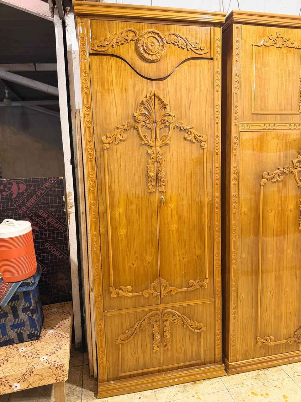 عرض خاص ومغري للعرسان  ( شغل توصي ثقيل)استخدام شهر
توفر لدينا من جديد غرفه صاج 6 أبواب ملحق شغل درجه اولى توصي 5ملم فول نظافه 💯💯 نقش زان توج زان  💥 فصال حديت 
للاستفسار وتساب *********** مباشر ***********🌹 
ومستعدون لشراء الغرف النوم المستعمله و الكناتير 🌷
