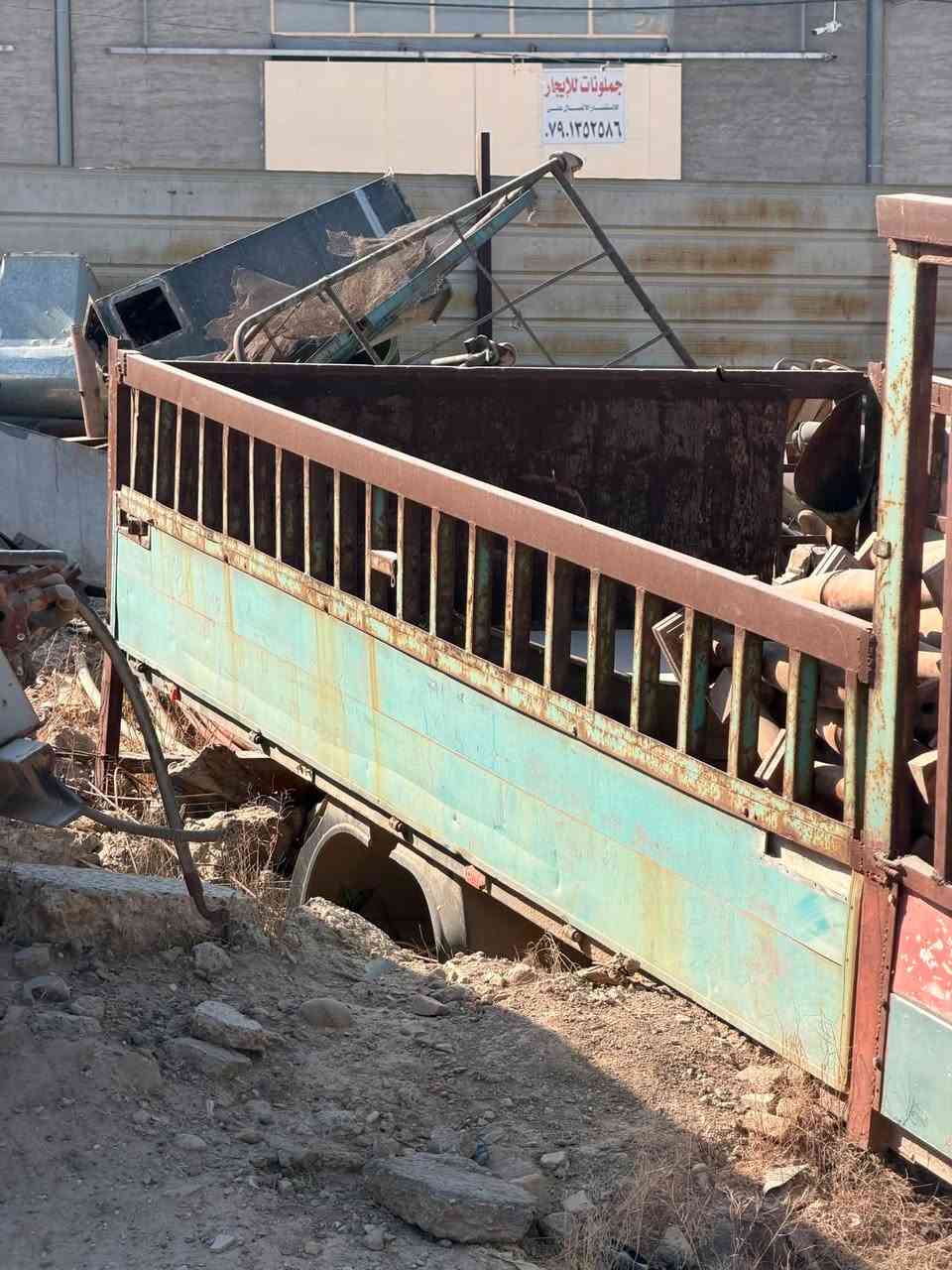 بدي للبيع مال البه صغيره بسعر ٥ اوراق كامل وجاهز مكانه بغداد التاجي جسر المصابيح للاستفسار ***********
