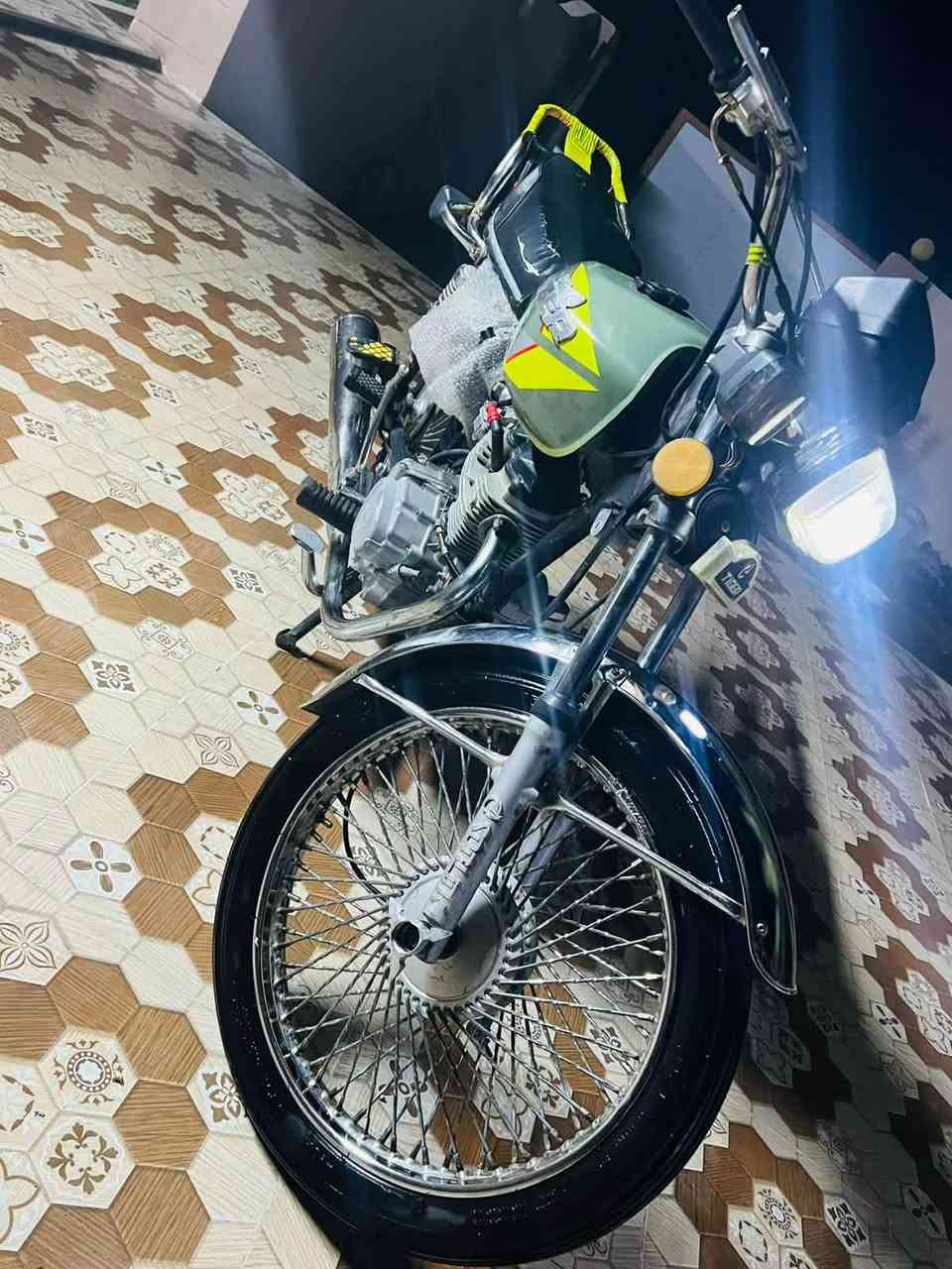 تايكر • موديل ٢٢ • أوراق كاملة