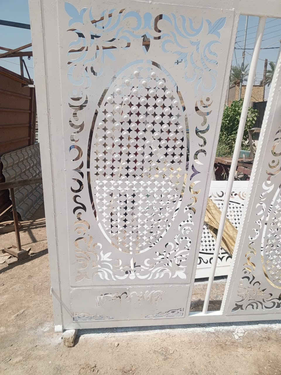 ابواب  اسلايت مستعمل عدد2واحد جديد حديث 
ميز مدرج 3طوابق نضيف 
المكان البوسعد قرب المستشفئ،
للتصال ***********
