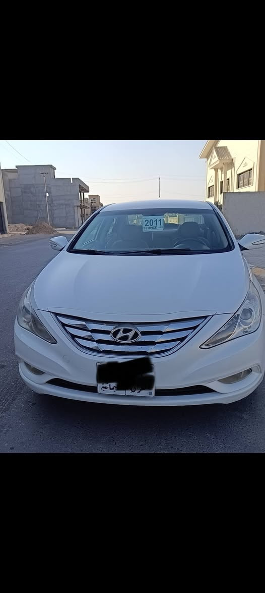 السلام عليكم سياره للبيع سوناتا خليجي 2400 مكفوله من الصبغ سياره سنويه جديده محرك ما مفتوح ***********
