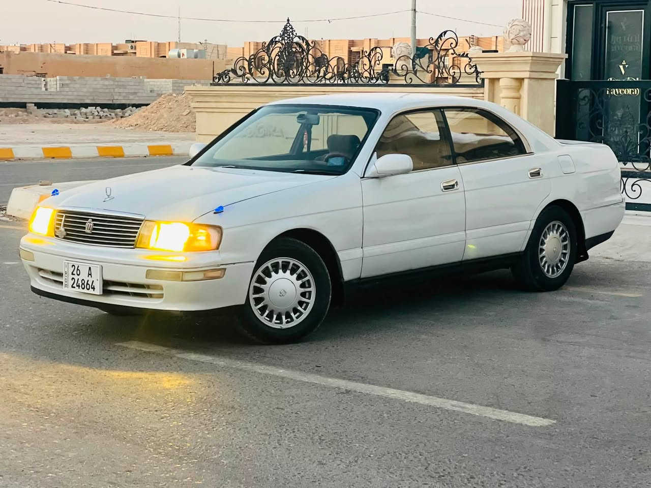توياتا كراون بطه متصل ياباني موديل 91
رقم صلاح الدين دولي جديد باسمنا شرط التحويل والغرامات 
السيارة محرك وكير شرط 
محرك 2.5 ياباني اصلي شاده جديد شرط بدون اي عيب 
كير شرط بدون اي عيب 
تبريد ثلج شرط 
صدر امامي وخلفي جديد 
كهربائية كل شغالة شرط 
جام كهربائي 
مسجل صماعات كلها شغاله 
سنويه جديد 
رقم جديد 
هزه جديد 
السيارة صبغ جمالية بدون ضربه 
السيارة جديدة داخل وخارج 
السيارة بسعر مناسب جدا 48 وبيها مجال للشراي 
العنوان صلاح الدين تكريت 
للتواصل ***********

