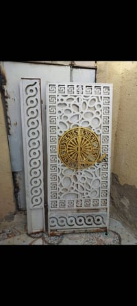 باب • للبيع • بصره