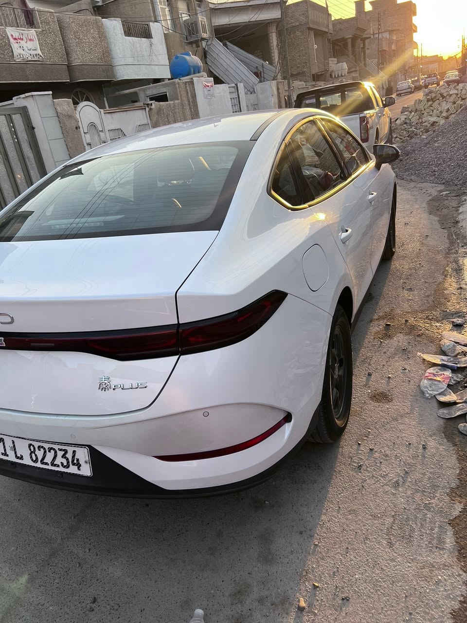 🚘 للبيع مستعجل | BYD كن بلاص 2025
سيارة BYD كن بلاص موديل 2025، معروفة مواصفاتها

🔹 اللون: أبيض

🔹 الداخل: زيتوني

🔹 بيها طخّة بسيطة بالدعامية الخلفية، وشوية لايحة بالجنطة

🔹 الجنطة سحب عالبارد

🔹 يوجد صبغ بالدعامية

🔹 سبير BYD أصلي جديد، قياس 17

🔹 حوض السيارة وحوض الجنطة مغلفة جلد أصلي

🔹 بانزين: 8.300

🔹 شحن: 21.250

🔹 هايبرد: 1.000

🔹 المجموع الكلي: 29.500

💰 السعر: 18ونص وبي مال 
🔷هزة جديدة
🔷السياره باسمي وتتحول بجميع المحافظات 

📞 للاستفسار: ***********

📍 العنوان: بغداد مشتل حي الراسه
