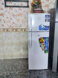 ثلاجه • نضيفه • بغداد