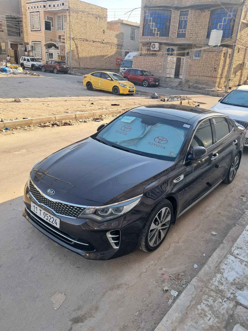 السلام عليكم كيا اوبتيما 2017 خليجي
2400 دوش رقم بغداد دولي 

ماشيه ١٣٢ الف 

فول السياره جيتي لاين معروفه المواصفات بصمه فتحه 

رقم تلفون ***********
السعر ١٦٣
