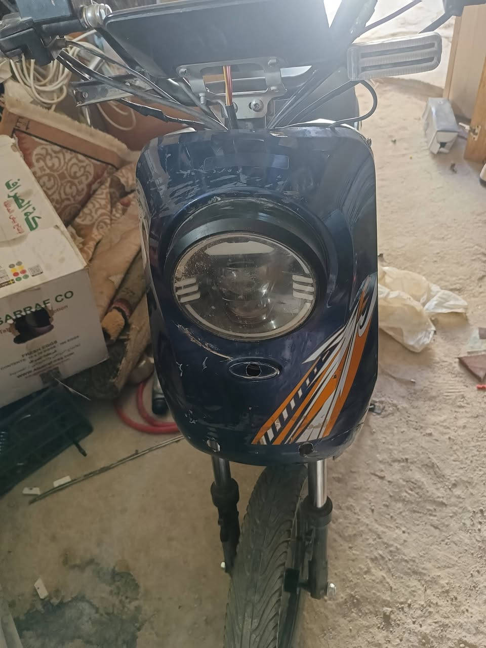 دراجه R9 جديده  شركه الريان عوزه ترتيب بطاريات جدد سويج بصمه سعر مناسب شخاله تمشي شرط الفحص ***********
