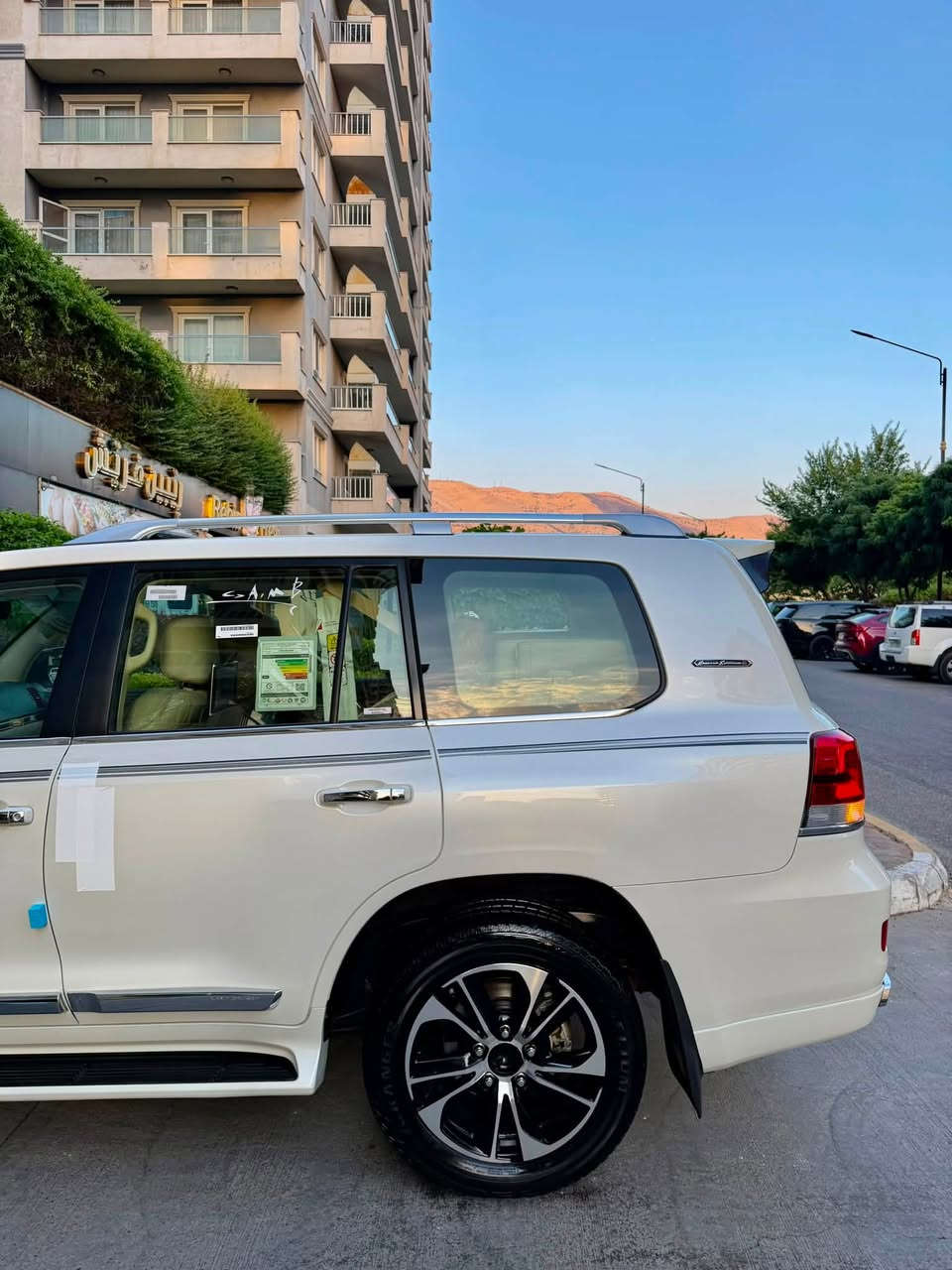 ‎تويتا لاند كروز _ موديل _2021 _  GXR.V6
Grand touring
‎موصفات.فوول ساز 🦅🔥
‎محرك.(v6) 
‎بسم الله الرحمان الرحيم
📦📦📦📦📦

‎ملاحظه رجائن سياره (بدون مراوس)🖐🏼

‎تويتا لاند كروز موديل (2021)  
‎🔶سياره مواصفات GXR. V6 .
‎🔶سياره (v6) سلندر
‎🔶سياره كفاله عامه دعاميه لي دعاميه 
‎بدون صبغ +بدون شخت + بدون حالوب 
‎بدون رمل  _ بدون حصوه+حتا دعاميات 
 
‎🔶سياره ماشيه (58) الف كيلو فقط حقيقي
‎🔶٤ اطارات و ويل جديد حلو بدوناي نقص 
‎🔶سياره مواصفات (GXR ) ماشاالله حالو 

‎🔶محرك + گير كل بشرت مامفتوح 
‎بدون صوت + بدون دخان 
كل خراز بلادى موجود
‎🔶( مواصفات) 
‎( صلايت + سلاجه  
‎كوشنات كهرباي ٣ دگم _ حاساس خلفي و امامي_ بصمه + كاميرا5 بلايت + ٨ ارباگ +  + لايتات زينون+ +داغل بيجى+دابل اكسل + سندوق شفط + ٣ شاشات + شحن موبايل)

‎🔶تحويل بشرت مباشر حول كل جديد

‎🔶مكان سياره سليمانيه 
🔶 ***********
‎🔶سعر (537)ورقه
