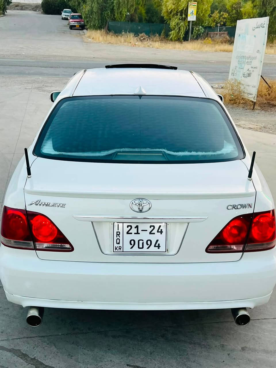 سه ره تا به ناوي خوا شاهينه مؤديل 2007  ويلي دنگه ي ئيستيل  ئاوينه ئيشاره ت  جلدو هيته  ر رؤني و هاي ترؤليكي تازه گؤراوه مه كينه بچوكي گير گه وره نمونه ي جواني و خاوئ ني ته نيا شوين براوه كه ي بؤياخه به شه رتي سؤنه ر سه ياره كه كؤديشي هه يه سه ياره كه مان جوانكاري بؤ كراوه چركه و 100دؤلار ببره  ته بريد ساردو گه رم به شه رت فول فوله به س سلايت نيه پئ ويست به وه سف ناكات نرخي 57$مه جال شوين چه م چه مال ژماره ي موبايل *********** وه تئاپي له سه ره
