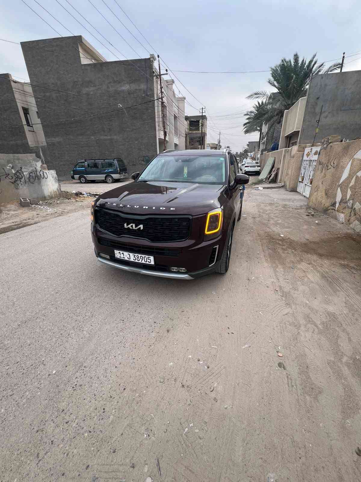 ياالله
السلام عليكم كيا تيلورايد2022 Sx Xline وارد امريكي اعلى مواصفات

رقم بغداد بأسمي 

Kia Telluride SX XLINE 2024 3.8L

المسافه المقطوعه : 45 الف ميل  

          حجم المكينه : 3800    V6

      

                      الضرر : صبغ 3 قطع تبديل نفس اللون

   

#الموصفات 

1. شاشه 

2. كامرا

3.لايتات لد

4. بصمه 

5. كشنات جلد مشمشي

6. هندبريك بصمه 

7. رادار تحديد مسار

8. رادارات 360

9.فور ويل 

10. اوتو ستوب

11. حساسات خلفي امامي

12.اوتو هولد 

13. اشاير بالمري 

14.بكلايت لد

15. نظام ايكو + نظام تزحلق

16. فتحتين

17. هيترات بالكشنات حار بارد

18.كامرات 360

19.كامرا بالمرايا

20.بردات خلفيه

21.سبعه راكب

22.كشن السايق ميمري

23.كشنات خلفيه كهرباء

24.داتا شو

25.سقف كنتارا

26.ويل كب بلاك

27.كشافات 

فول مواصفات 1/1 جاهزه مرقم بغداد 

تفاصيل اكثر هذا رقمي ***********تحياتي 

مكان السياره  بغداد السيديه
السعر 220 مع مجال بسيط

نص مكتوب في الصور:
- 2:07 plc.auction PLC auction PLC auction 7
