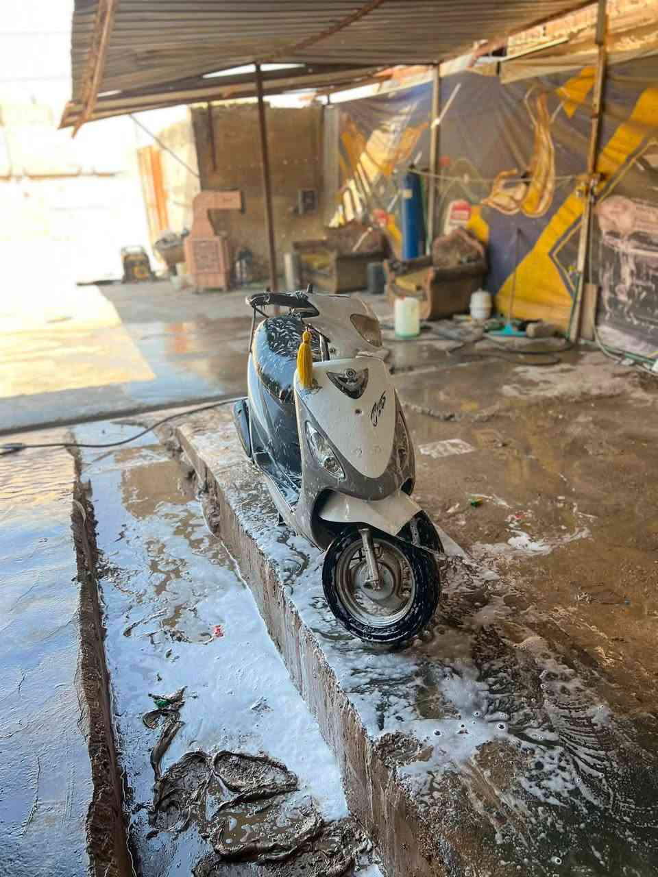 السلام عليكم دراجه ماكس منغولي كهربيات كله شغاله سلف مختمه ما مفتوح بيها برغي بلاديه البيع ب٤٥٠ وبيها مجال مكاني بابل ***********
