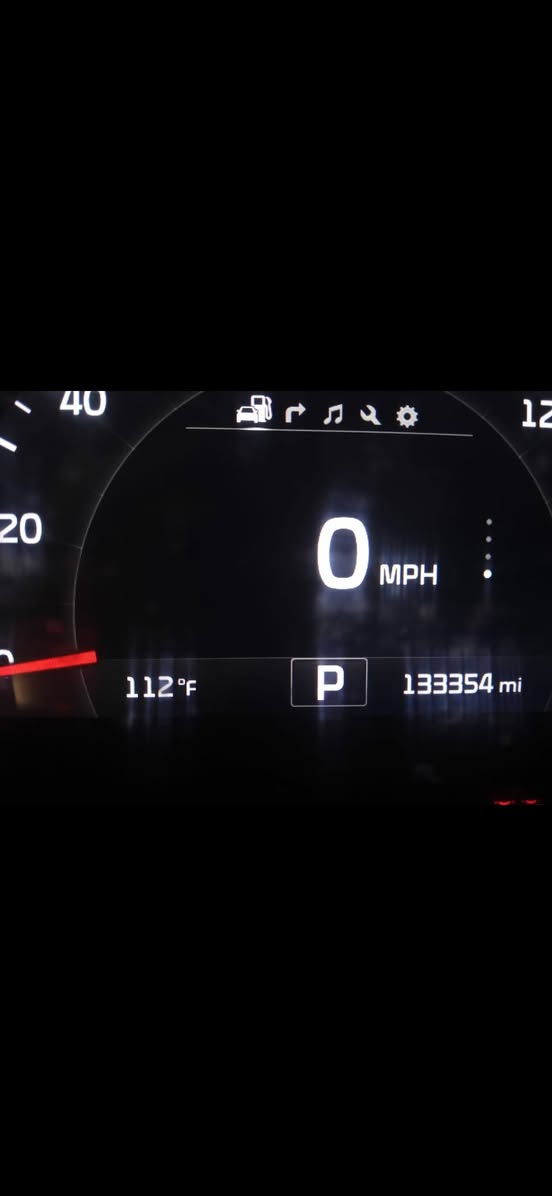 سورنتو موديل 2016 SXL وارد امريكي فول مواصفات لون اسود ماشية 133000 موجود بالصور شكد ماشية والحادث بالصور موجود للبيع و السعر مناسب كلش157ورقة مع العلم التبريد غير شغال سنوية جديدة لل 2030
رقم التليفون ***********

