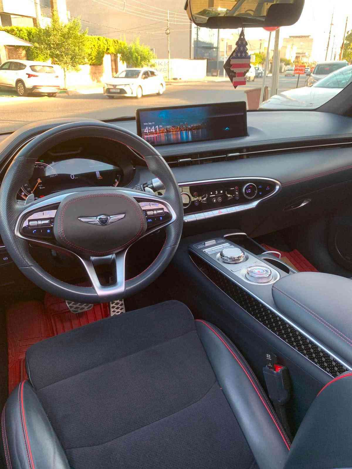 Genesis GV70 2022
کوردی
کۆد/525#
مۆدێل / 2022 
مواسەفات /  فوولی پانۆراما 
مەکینە / V6  3.5T کەپس
ڕەقەم و سەنەوی  نوێ  2028
ڕۆیشتن / 31.000 km 

چاملغی سەکنی پێشەوە بۆیاغ ٫ بۆنید بیلاد  
بەدەنەی قنجەکی هەیە  ێرباگ سوکان.  

نرخ / ٢٨٥ 
ناونیشان هەولێر 
واتساب /

***********
***********
***********

عربی
جینیسس gv70 ۲۰۲۲
فوول مواسفات 
مەکینە v6 3.5 کبس
ڕقم سنوی جدید  ۲۰۲٨
ماشیە / ۳۱ الف کم 
 ‌چاملغ امامی صبغ  بونید مبدل 
 بلادی نفس اللون 
ئيرباگ ستیرن 

سعر / ٢٨٥ 
عنوان اربیل 
واتساب /

***********
***********
*********** أربيل, العراق

نص مكتوب في الصور:
- #525