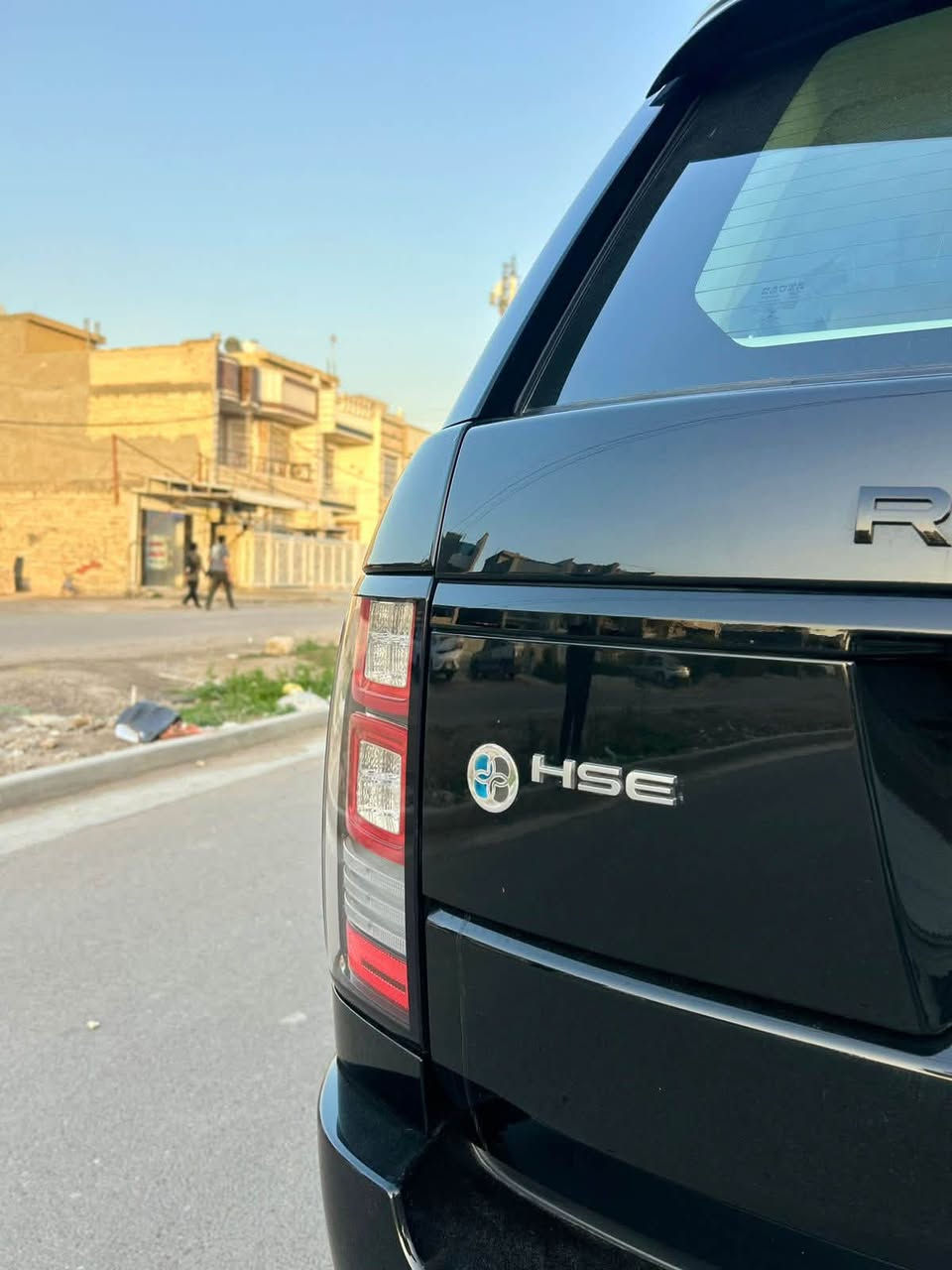 Range Rover
بيع او مراوس  تاهو او يوكن

 رانج روفر خليجي
 ((  2017  ))
 

محرك V6 
السيارة وكالة سردار 
مكفوله كفالة عامة 
ماشيه 81

داخل لون بيجي  

المواصفات 

🛑  بصمه + بصمه أبواب 
🛑 بانوراما + اشاير بالمري 
🛑 رادار + داتا شو + تحديد مسار
🛑 صندوق كهربائي + شفط
🛑 انظمة قيادة متعدد
🛑 كشنات كهرباء + تبريد + تدفئة 
بيه مواصفات هواي مايحتاج
 اذكرها مواصفاته معروفه 

 السيارة فول مواصفات 

السعر:- 350 

مكان السيارة بغداد  
حي الحسين ( مجمع الروان السكني )

  
للأستفسار
***********

@الجميع
