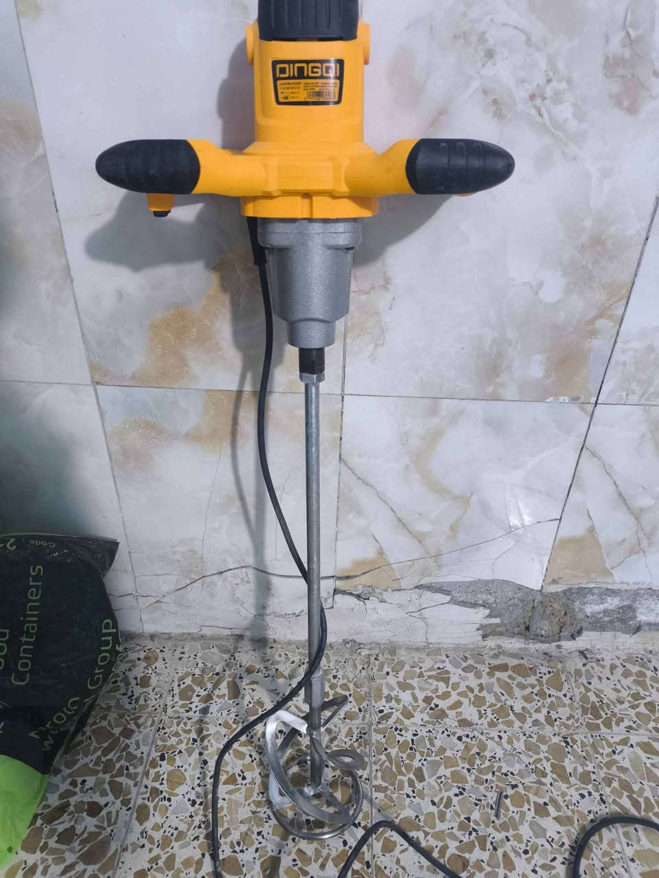 كسار اكسكورت • خلاط مادة • النجف