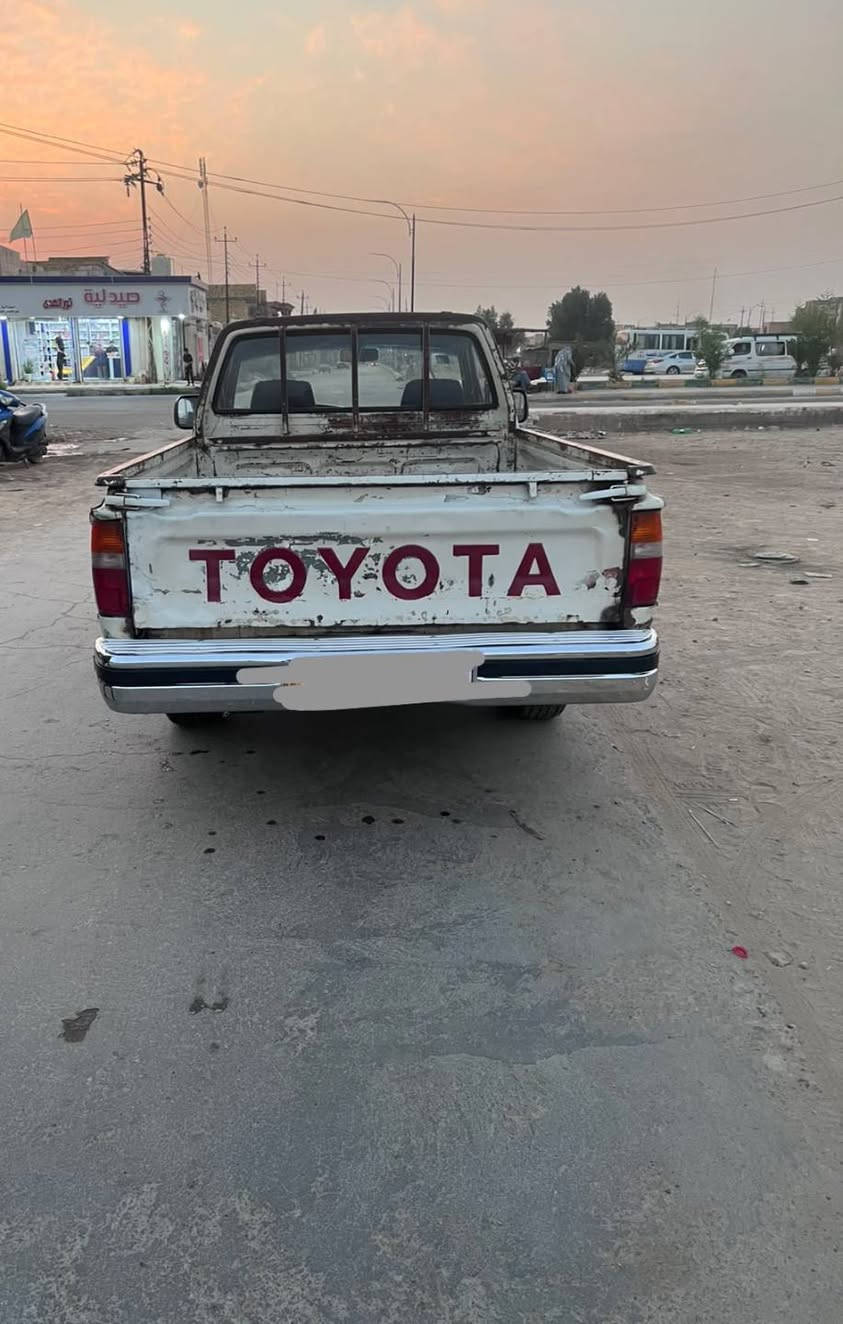 للبيع بيكم تيوته موديل 89 بلاديه رقم نكليزي تحويل ثاني يوم سنوية الغاية 2030 مكينة كير حداديه كهربائية جاهزه. شاصي مكفول دوشمه جديده تخم تاير رقم الهاتف ***********.   ***********. سعر 40 بيه مجال بسيط
