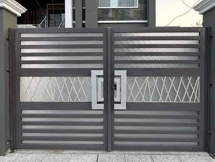 🔸 أبواب حسب الطلب – تصميم وتنفيذ
عدنا إمكانية تصميم وتنفيذ الأبواب حسب رغبة الزبون، من حيث التصميم، المقاسات والمواصفات.

إذا عندك تصميم معين أو فكرة للباب، نكدر ننفذها حسب الطلب.

📩 للاستفسار والتفاصيل راسلونا خاص

 واتس اب ***********
