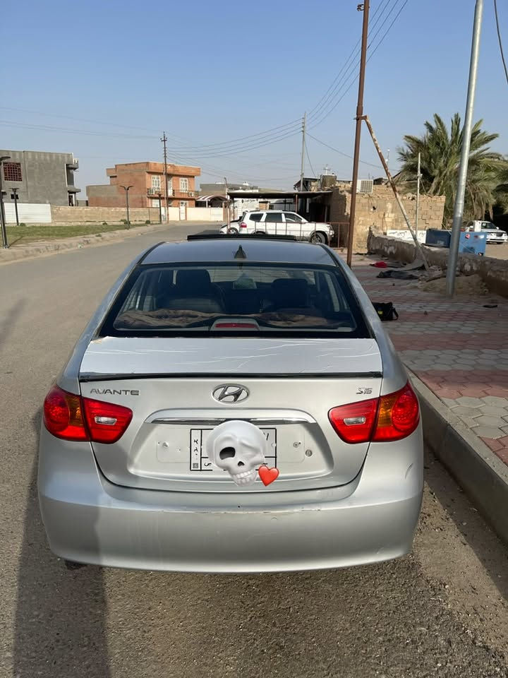 سياره ادوات ادوات افانتي محرك 1600 دكشن عالي مواصفات عدا الفتحة  غرفتها جديده تبريد ثلج تدفئة وتدفئة كشنات مري شفط السعر 41 وبيها مجال للشراي *********** مكان السياره حديثه الانبار
