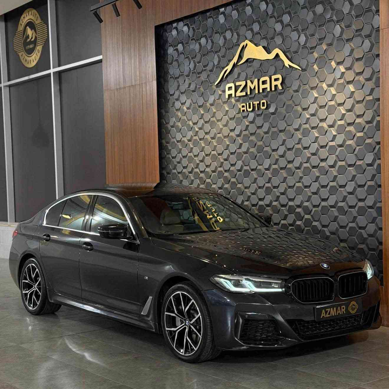 BMW 530i M Package  X Drive
ارخص سعر بكل العراق : 298$ ورقة 
موديل 2021
ماشية ٦٠ الف

السيارة M Package و X Drive🔥
مواصفات السيارة فول الفول
بنوراما و داخل كريمي و كشنات تدفئة و كهربائي و ميموري و داتاشو و كامرات و حساسات و رادارات و انضمات قيادة بيها و تحديد سرعة و قيادة ذاتية و تحكم كامل ستيرن و اوتو هولد و انارات داخلية متعدد الالوان و سماعات Harman/ kardon و بعد هواية مواصفات متنذكر

السيارة بيها جاملغ امامي جهة السايق صبغ بدون دواخل بشرط
كير و محرك و كهربائيات كلها بشرط السيارة جاهز و ما يحتاج دينار مصرف
تحويل او وكالة ثاني يوم

سعر : ٢٩٨$ ورقة 
للاستفسار : ***********
العنوان: السليمانية المعارض الجديدة شركة ازمر اوتو معرض رقم ٣٤
