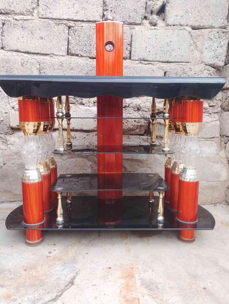 ميز • نضيف • النبي يونس